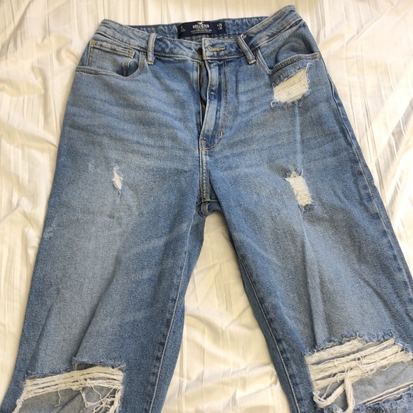NWOT Hollister Dad Jeans. Size 3 Regular. Ultra High-Rise - Picture 4 of 5